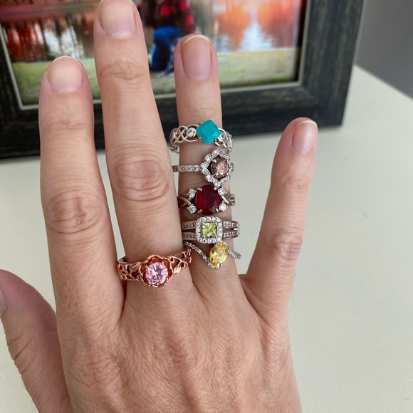 Fizzy Ringbomb Ring Collection - Picture 4 of 4